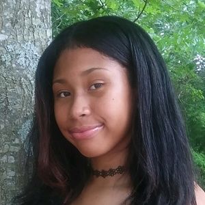 Meet your Posher, Chinyere